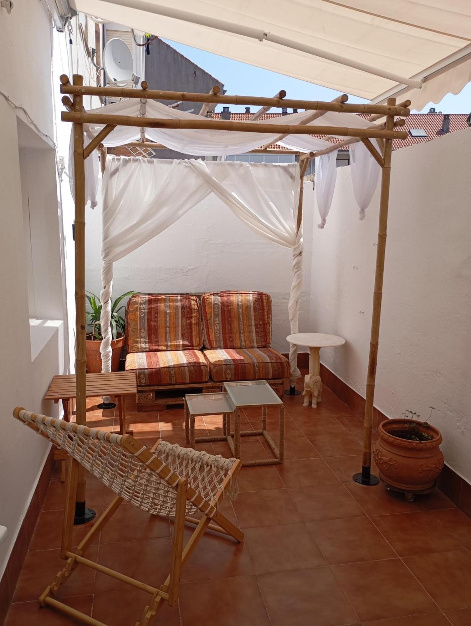 Avec Terrasse *