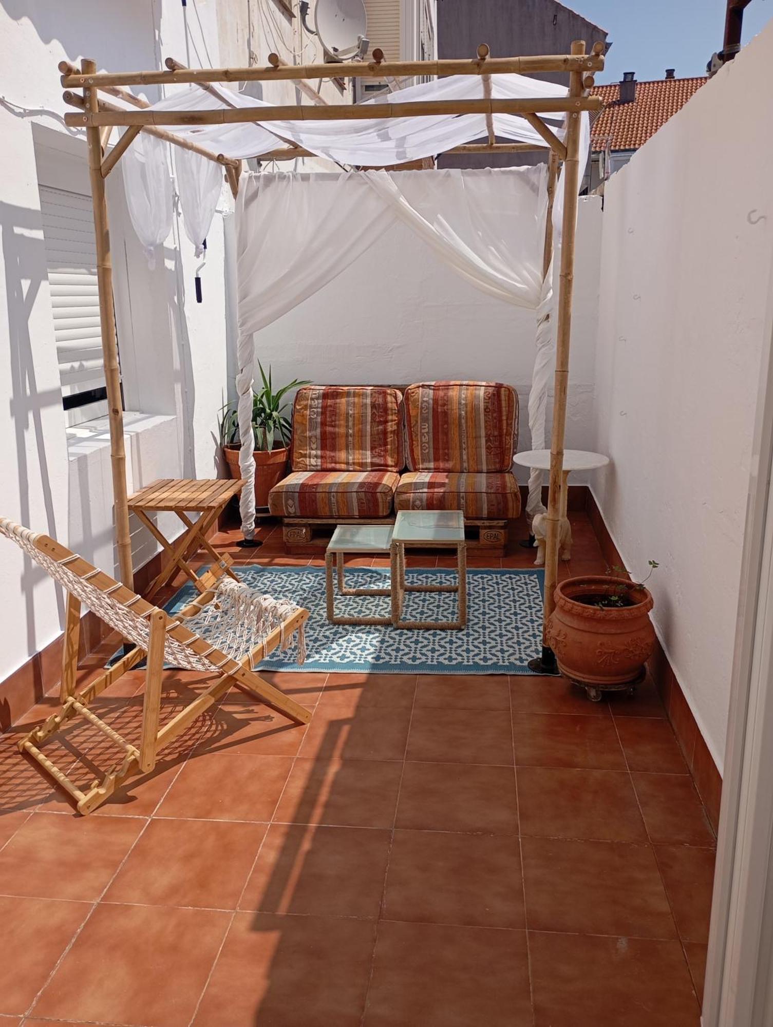 Avec Terrasse Apartment